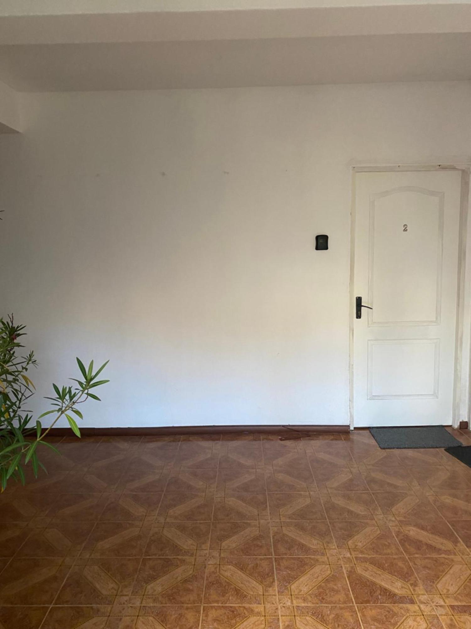 Steve Rooms Jászvásár Szoba fotó